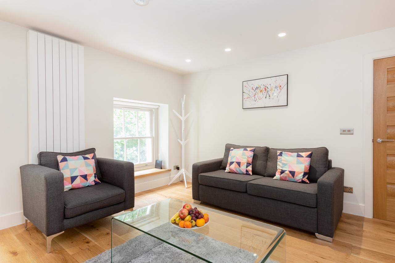 Fitzrovia - Soho - Private * Londra